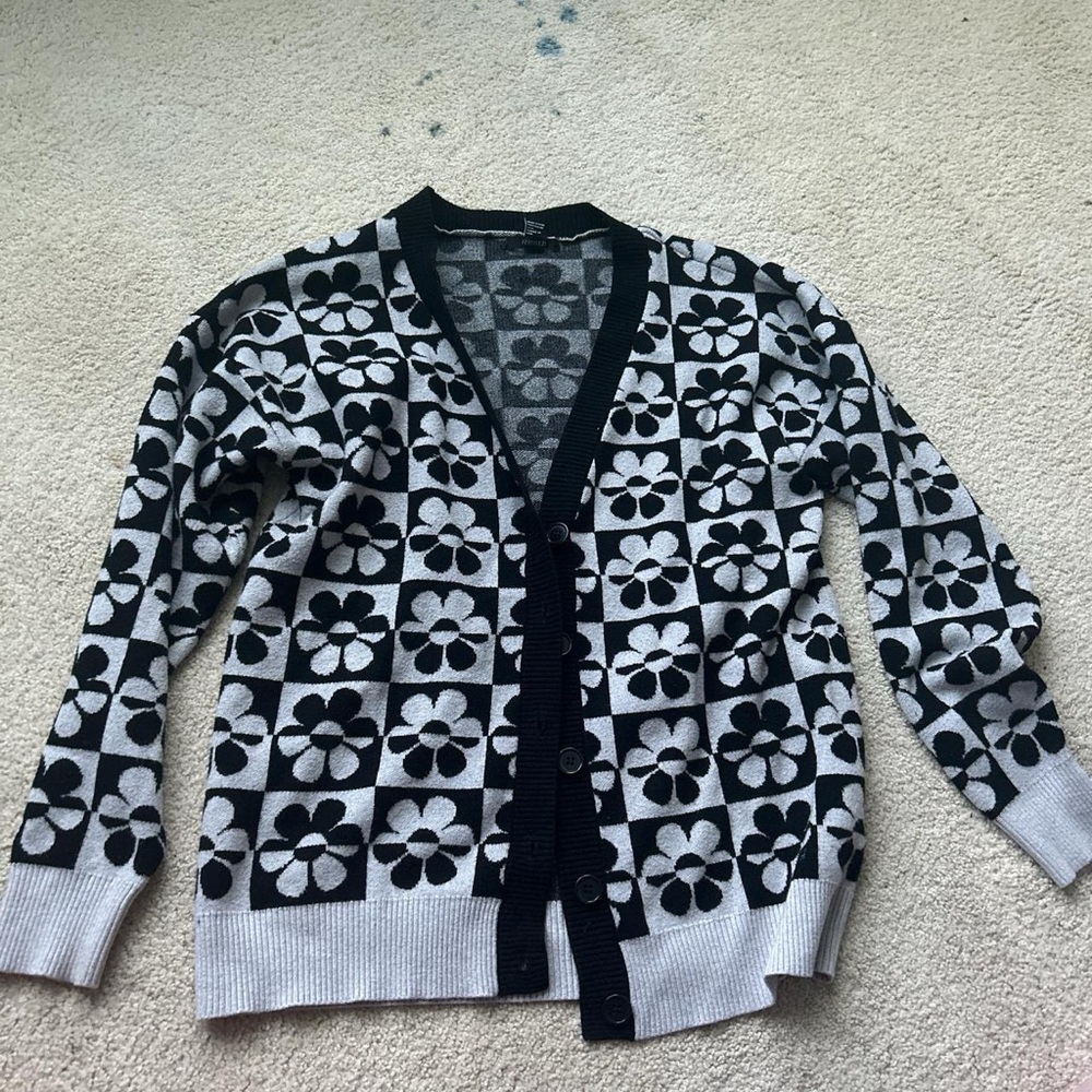 Forever 21 Black and White Floral Cardigan